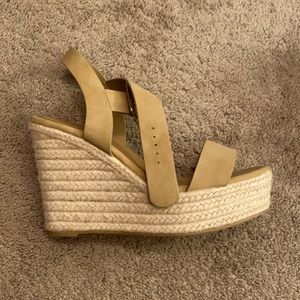 Tan Wedges